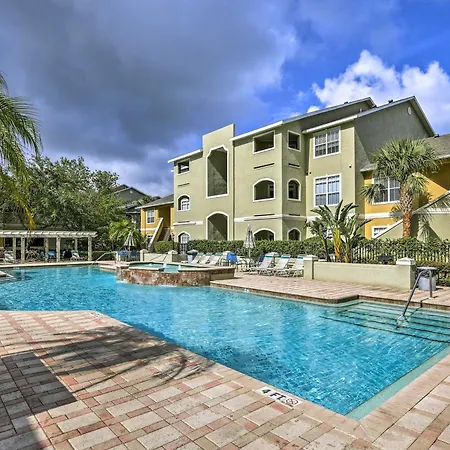 Modern Condo With Pool 4 Mi To Clearwater Beach!